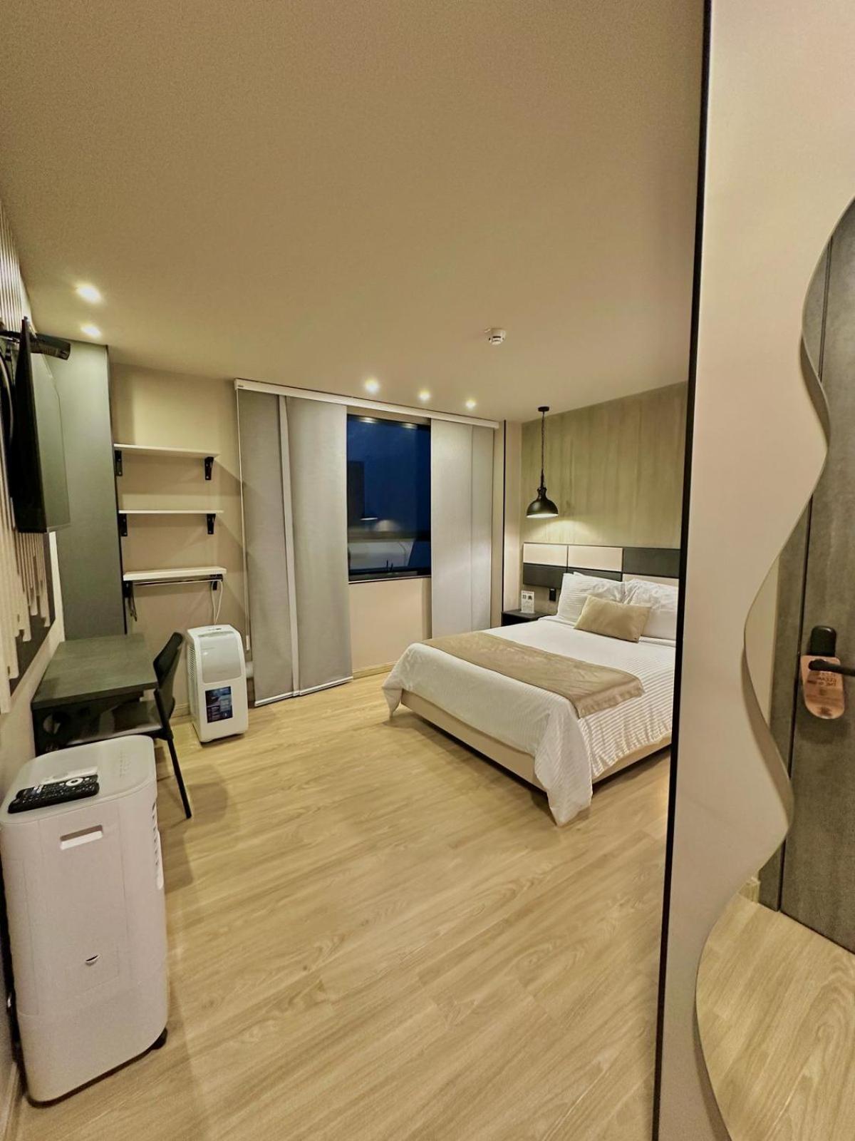 פריירה Balmoral Plaza Hotel מראה חיצוני תמונה